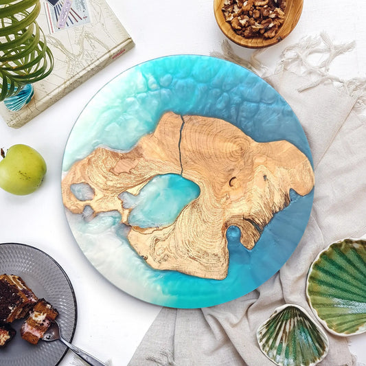 Coastal Halo – Handmade Olive Wood & Epoxy Resin Round Serving Board KitchenResinArt
