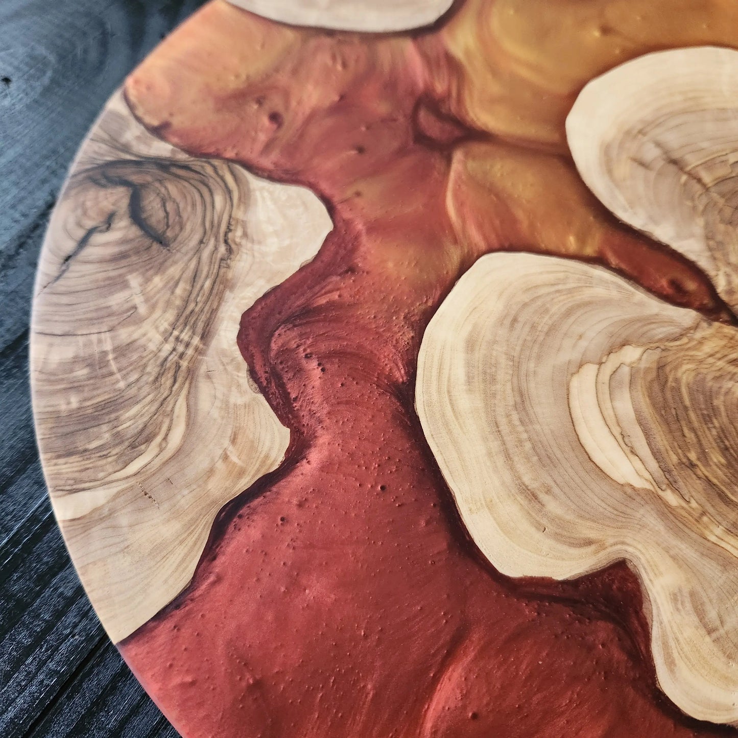 Ember Flow – Handmade Olive Wood & Epoxy Resin Round Serving Board KitchenResinArt