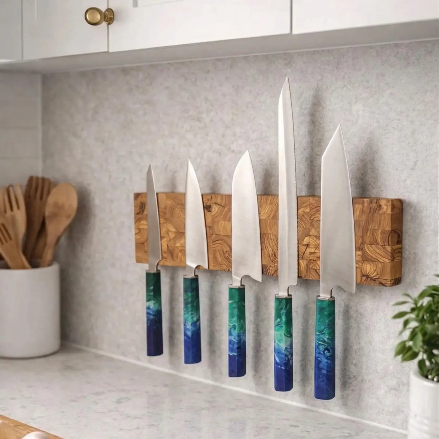 End Grain Olive Wood Magnetic Knife Holder - KitchenResinArt