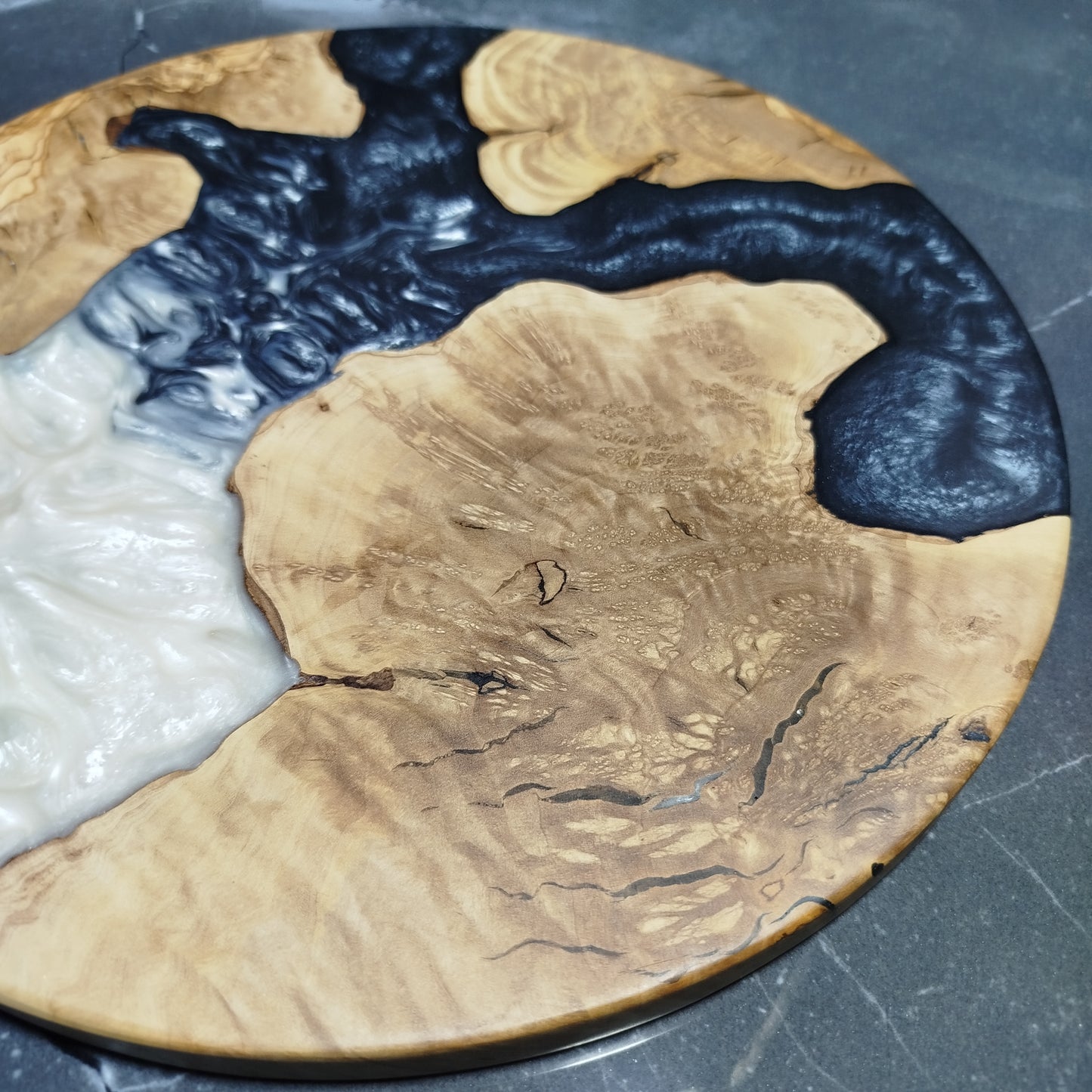 Obsidian Pearl – Handmade Olive Wood & Epoxy Resin Round Serving Board