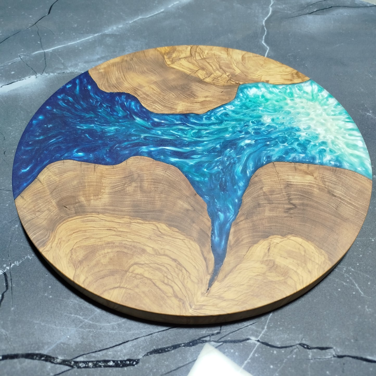 Azure Shore – Handmade Olive Wood & Epoxy Resin Round Serving Board