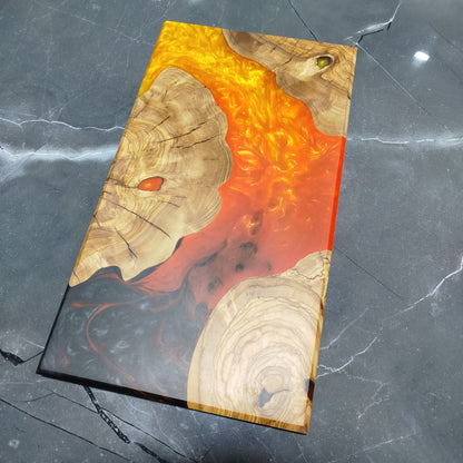 Ember Canyon – Handcrafted Olive Wood and Epoxy Resin Charcuterie Board