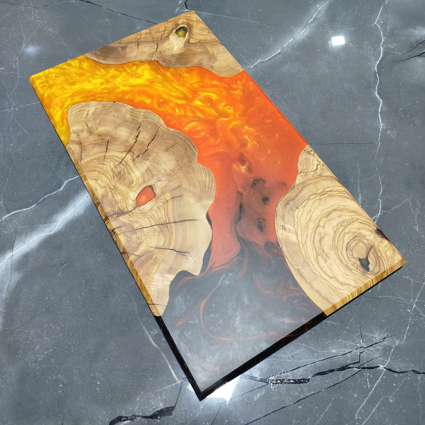 Ember Canyon – Handcrafted Olive Wood and Epoxy Resin Charcuterie Board