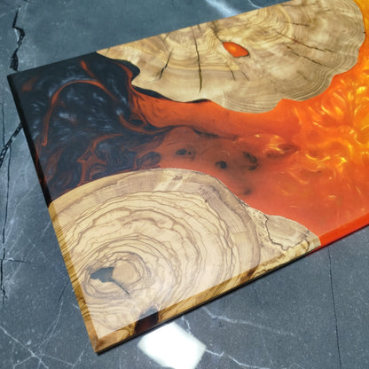 Ember Canyon – Handcrafted Olive Wood and Epoxy Resin Charcuterie Board