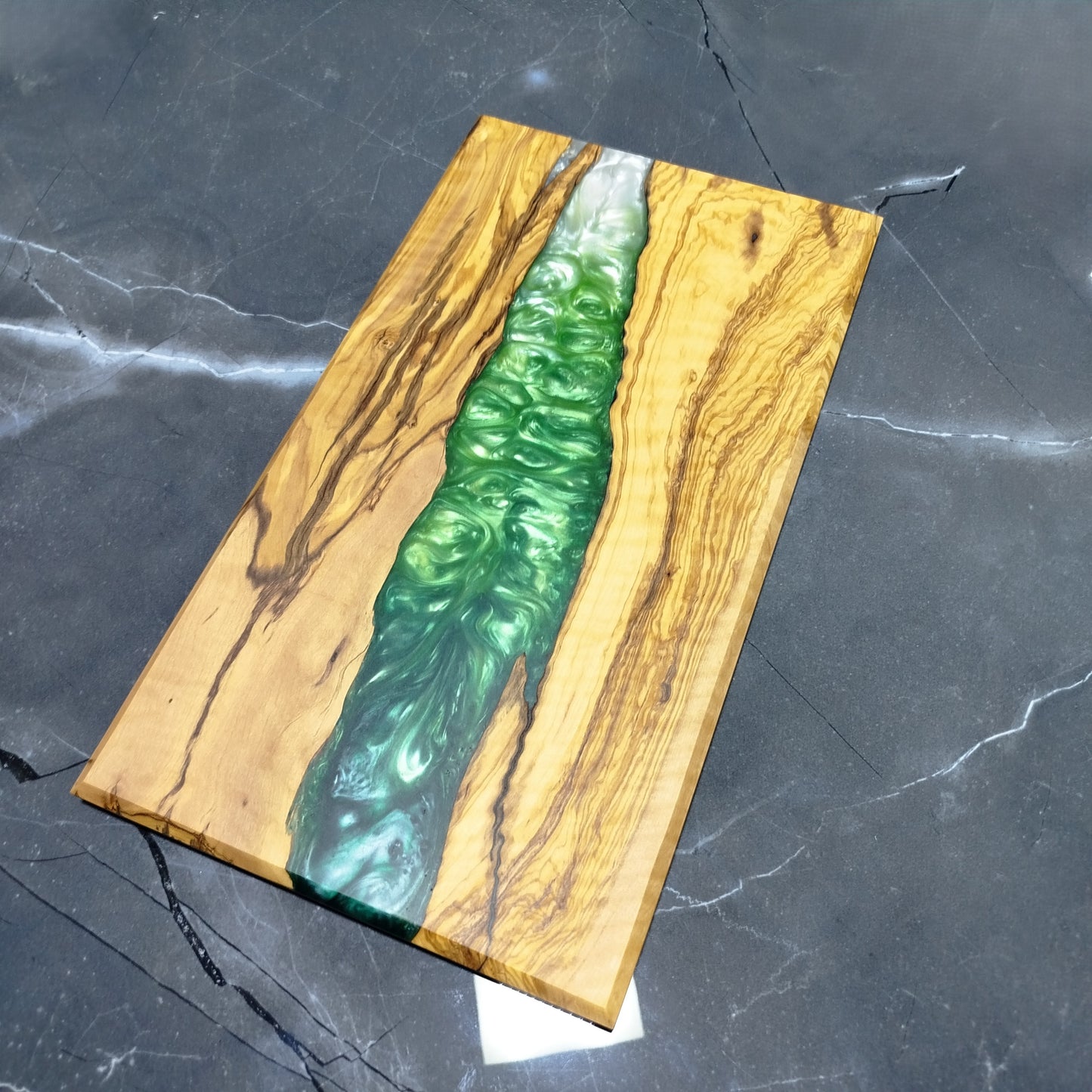 Emerald River – Handcrafted Olive Wood and Epoxy Resin Charcuterie Board