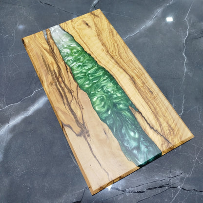 Emerald River – Handcrafted Olive Wood and Epoxy Resin Charcuterie Board