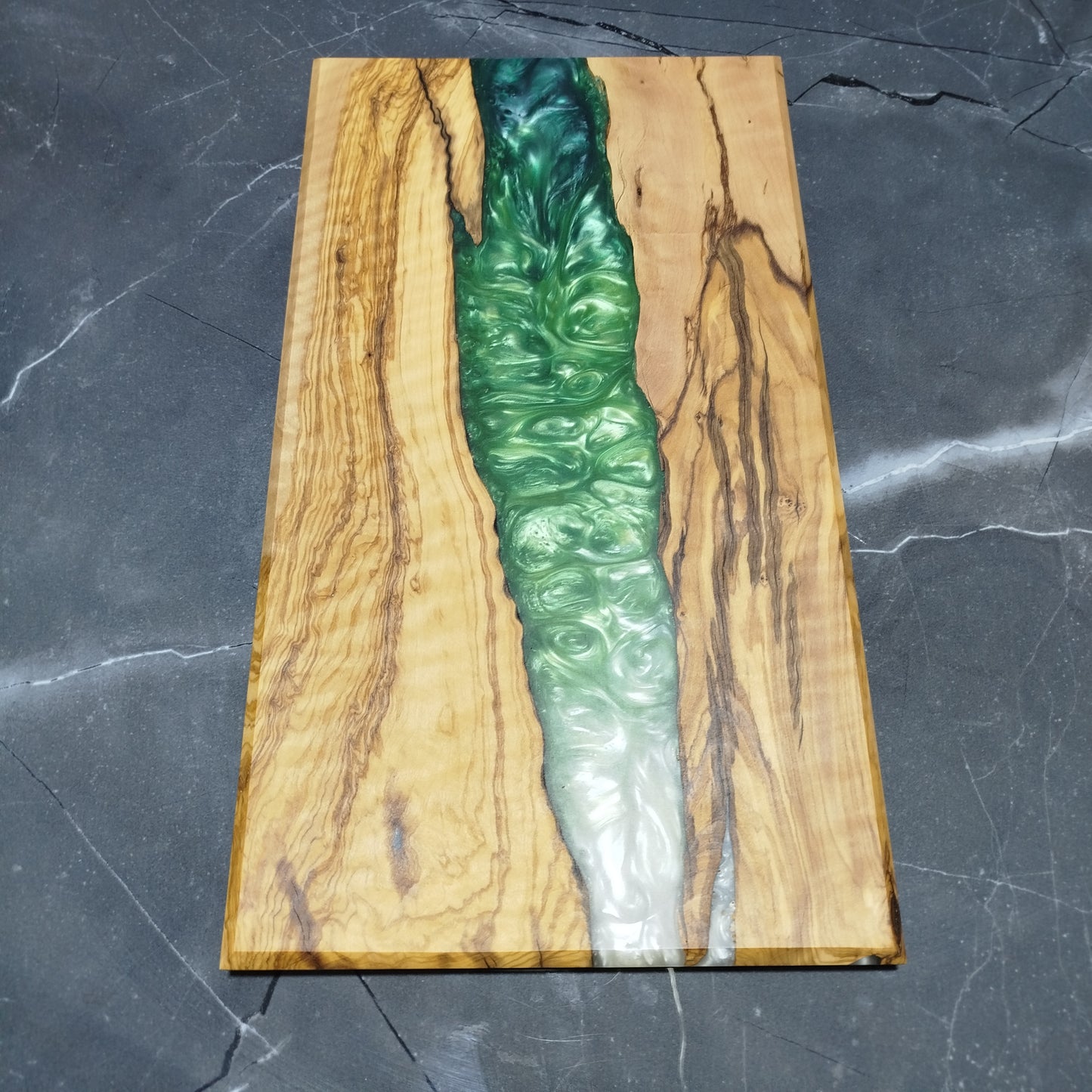 Emerald River – Handcrafted Olive Wood and Epoxy Resin Charcuterie Board