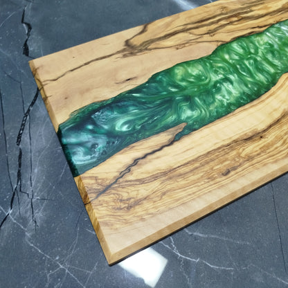 Emerald River – Handcrafted Olive Wood and Epoxy Resin Charcuterie Board