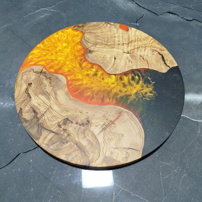 Golden Inferno – Handmade Olive Wood & Epoxy Resin Round Serving Board