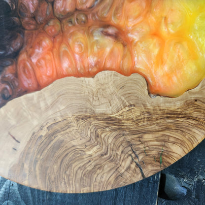 Volcanic Sun – Handmade Olive Wood & Epoxy Resin Round Serving Board