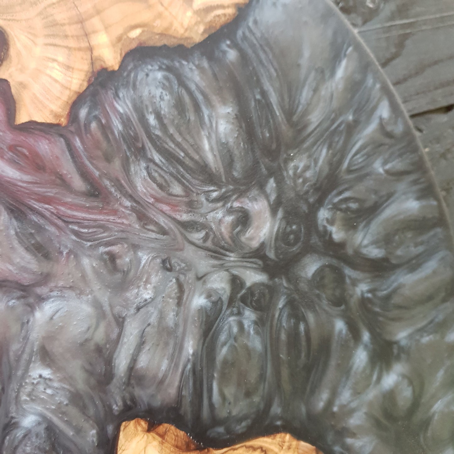 Crimson Obsidian – Handmade Olive Wood & Epoxy Resin Round Serving Board