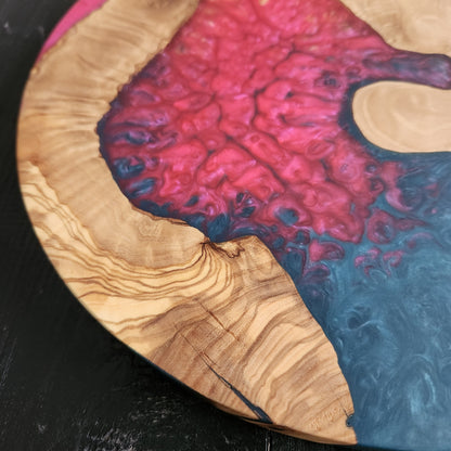 Sunset Coral – Handmade Olive Wood & Epoxy Resin Round Serving Board