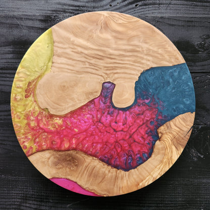 Sunset Coral – Handmade Olive Wood & Epoxy Resin Round Serving Board