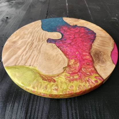 Sunset Coral – Handmade Olive Wood & Epoxy Resin Round Serving Board